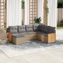 7-teilige, beige Garten-Sofagarnitur aus Rattan mit grauen Kissen. Gartenmöbel-Set mit Stauraum.