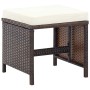 Brauner Rattan-Hocker mit cremefarbenem Kissen, Teil der vidaXL Garten-Essgruppe.