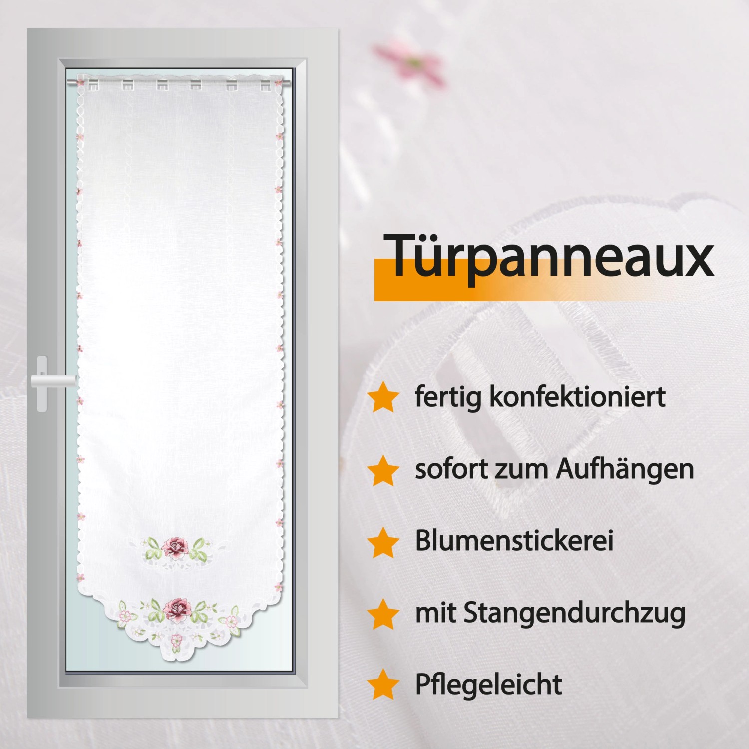 Weißes Türpanneau mit Rosenstickerei und Vitragestange am Fenster.