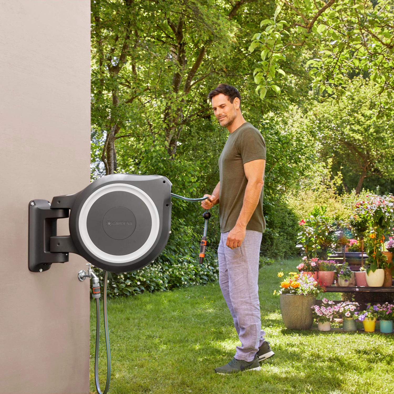 GARDENA Schlauchtrommel 35 M Wandmontage - Einziehbar Mit Automatik-Rückzug