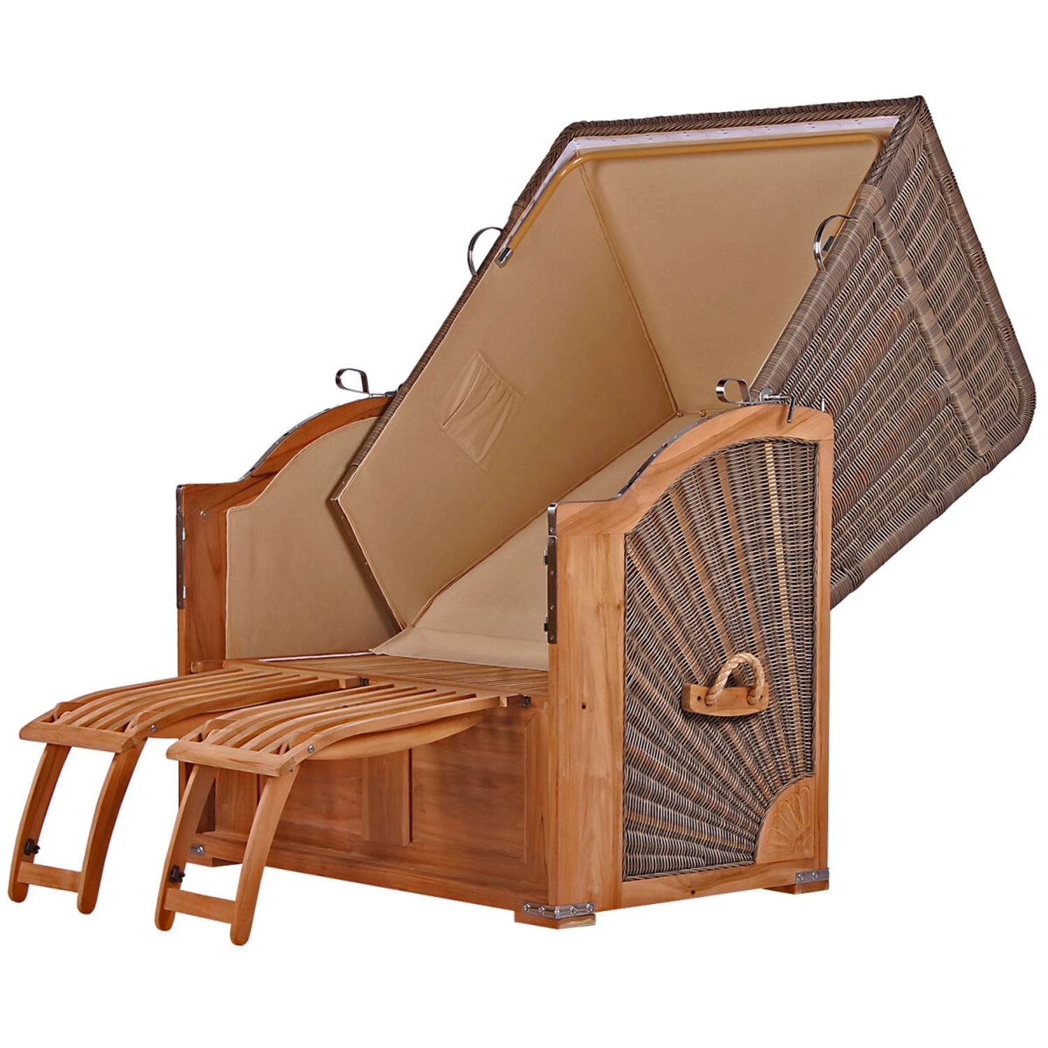 Strandkorb "Schaalsee" aus Teakholz mit grauem PE-Geflecht, inkl. Fußstützen und verstellbarer Rückenlehne.