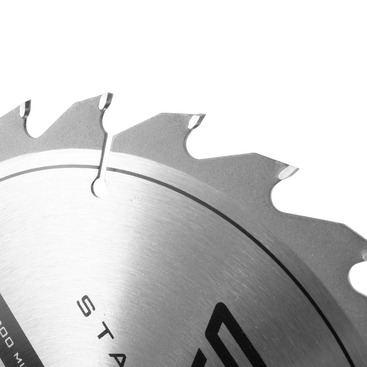 Detailaufnahme: STAHLWERK Universal Sägeblatt 210 mm, Zubehör für Sägen.
