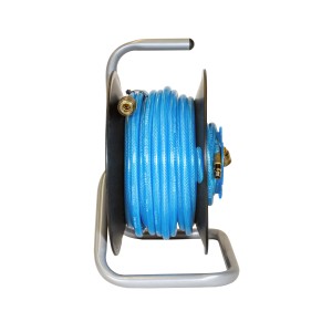 Güde Druckluftschlauchtrommel mit 20 m blauem Schlauch auf Stahlrohrgestell.