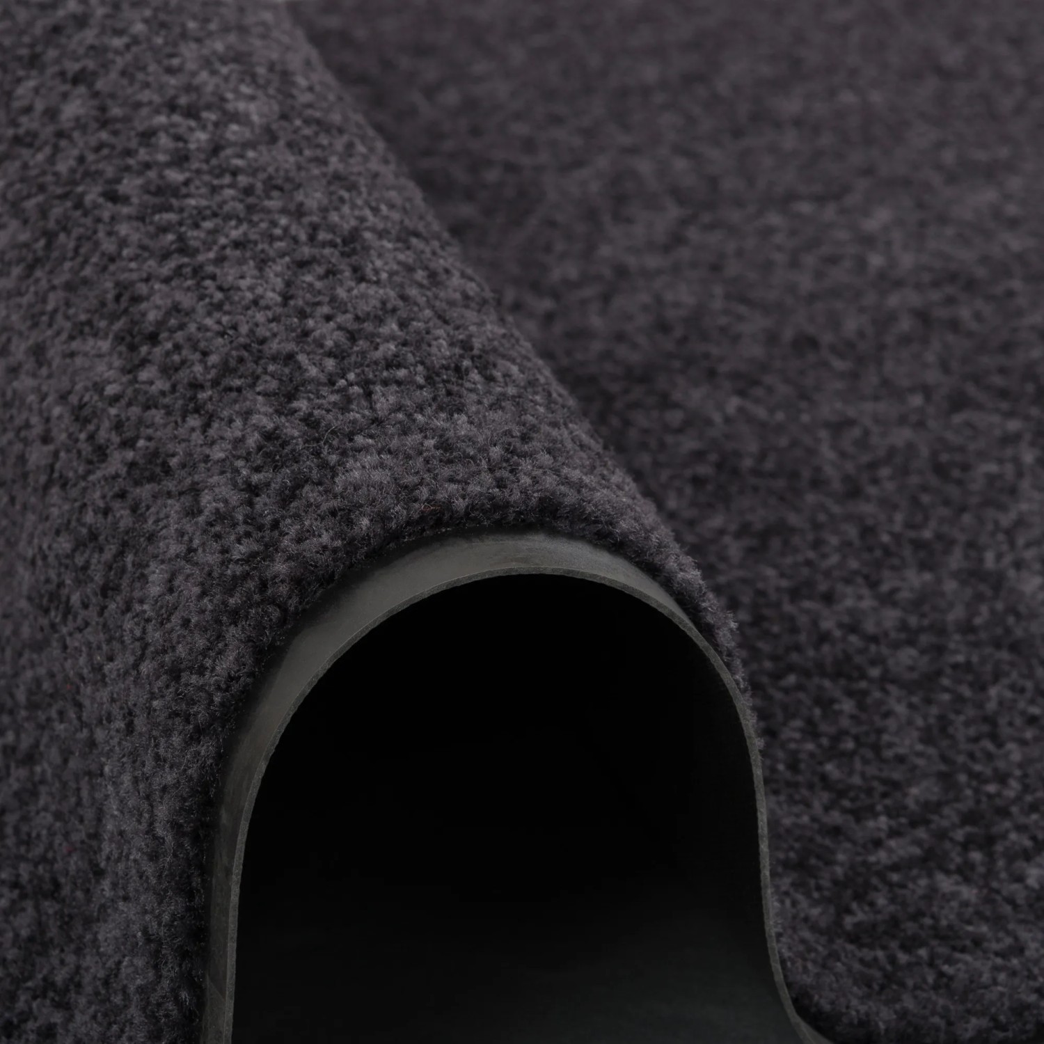 Schwarzer Snapstyle Läufer Proper Tex Uni, 90x700cm, Teppichläufer mit Gummirücken.