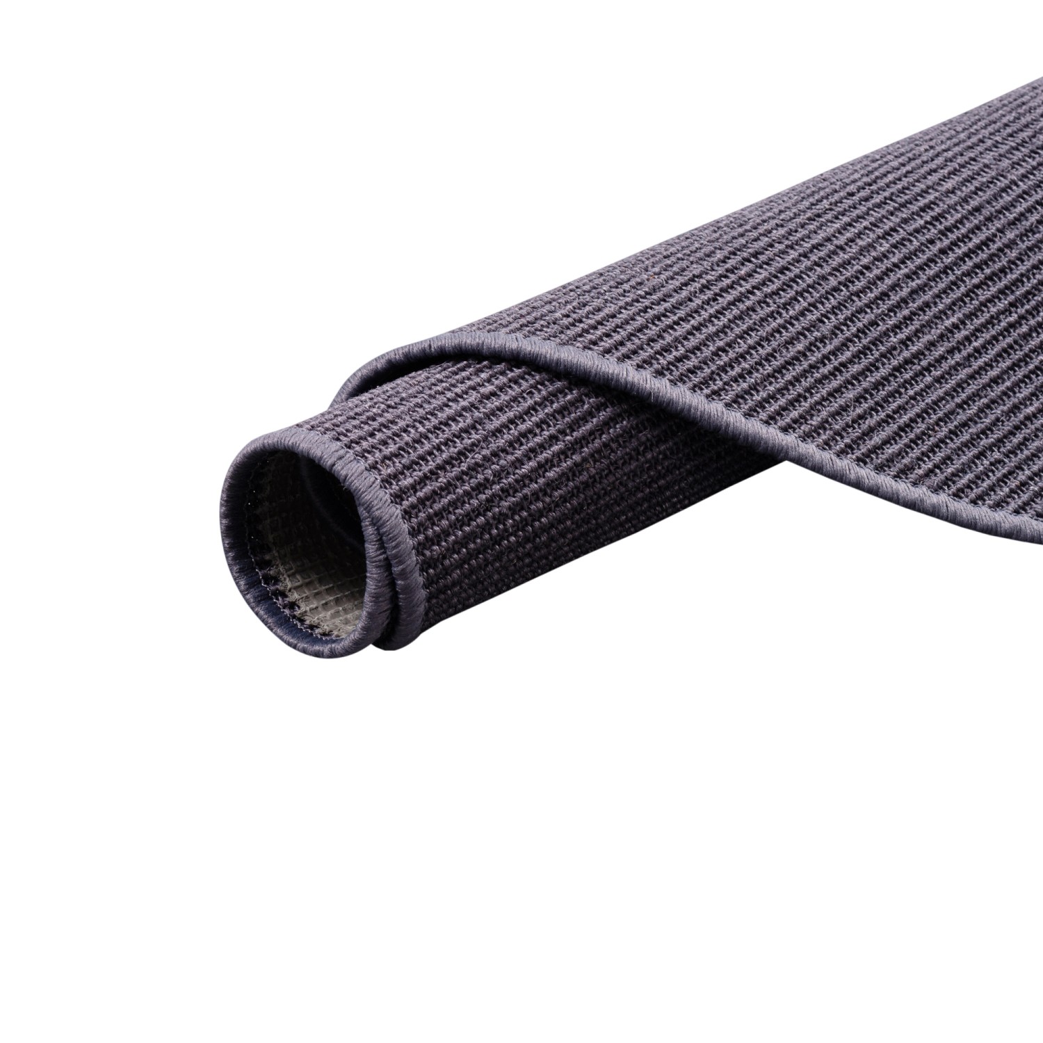 Aufgerollter, runder, blauer Sisalteppich (100x100cm) der Marke Snapstyle.