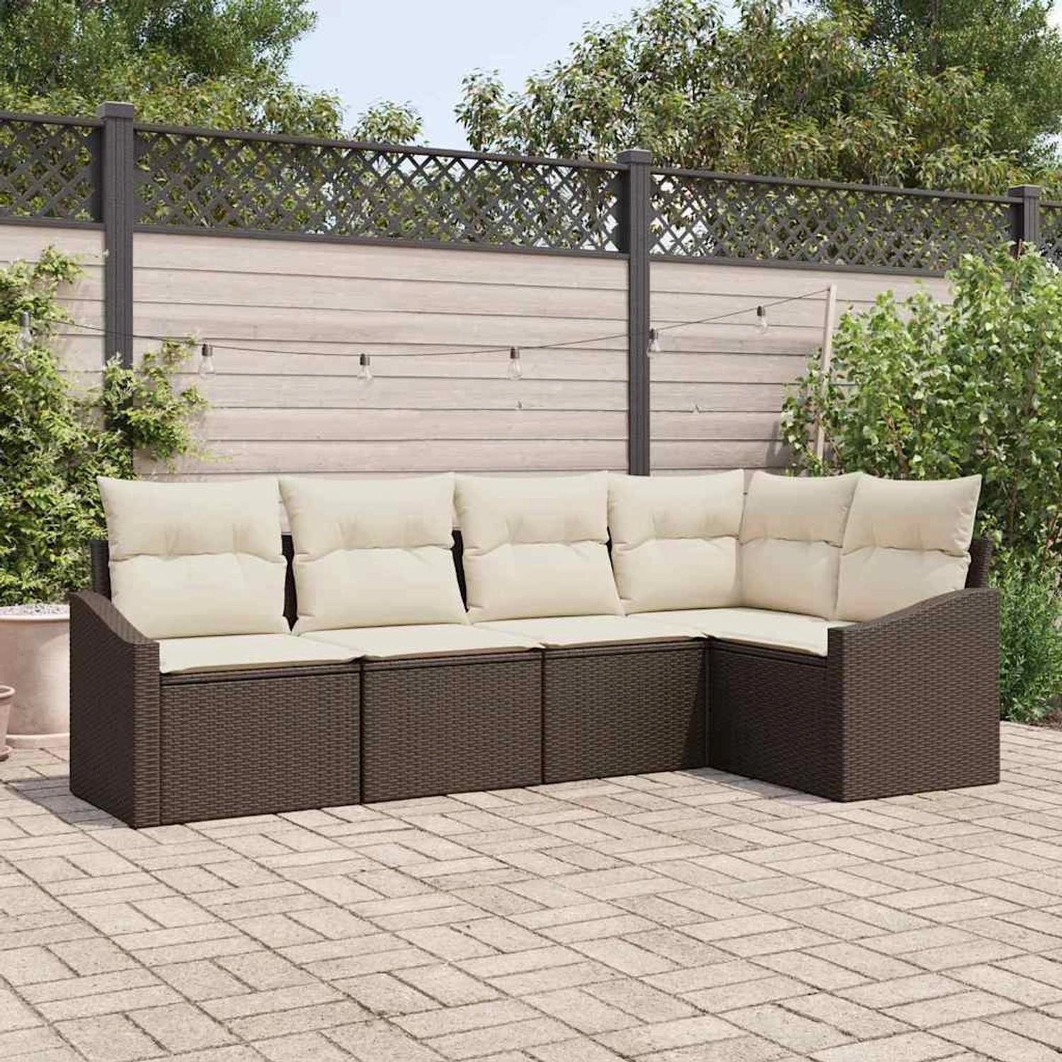 Braunes 5-tlg. vidaXL Garten-Sofa-Set aus Poly Rattan mit beigen Kissen für 5 Personen.