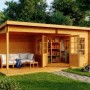 Carlsson Gartenhaus Carl-28 mit Pultdach, imprägniert, 578x274 cm, mit Terrasse, Sitzbereich und Regalen.