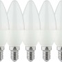 Fünf E14 LED Leuchtmittel in Kerzenform, 4,5W, warmweißes Licht.