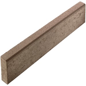 Brauner Tiefbordstein aus Beton, 8x30x100 cm, für Beet- und Wegbegrenzungen im Garten.
