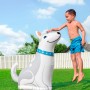 Bestway Wassersprinkler Happy Husky mit Kind im Garten, 112x44x100 cm.
