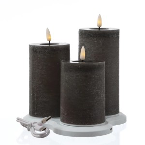 Marelida LED Kerzen Set LISA, 3 graue Echtwachskerzen mit rustikaler Optik und Ladestation.