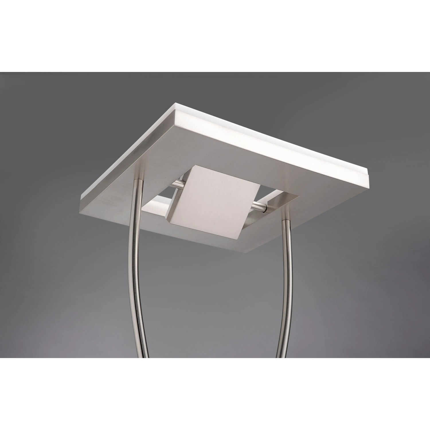 Moderner LED-Deckenfluter Helia aus Stahl, gebürstet, mit satiniertem Acrylglas. Höhe 187 bis 197,5 cm.