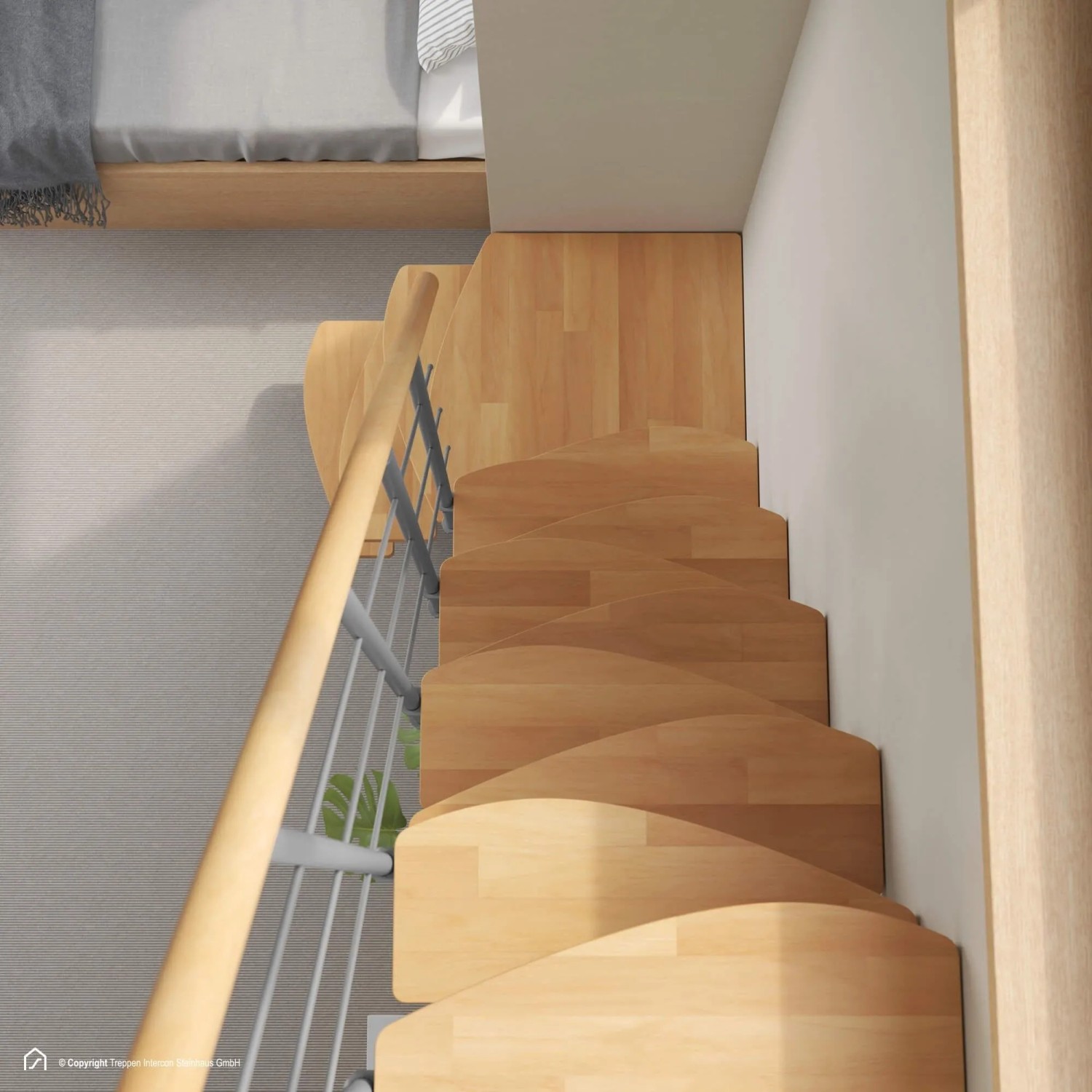 Intercon Raumspartreppe Quadro: gewendelte Innentreppe mit hellen Buche-Massivholzstufen, Italo-Silber Geländer.