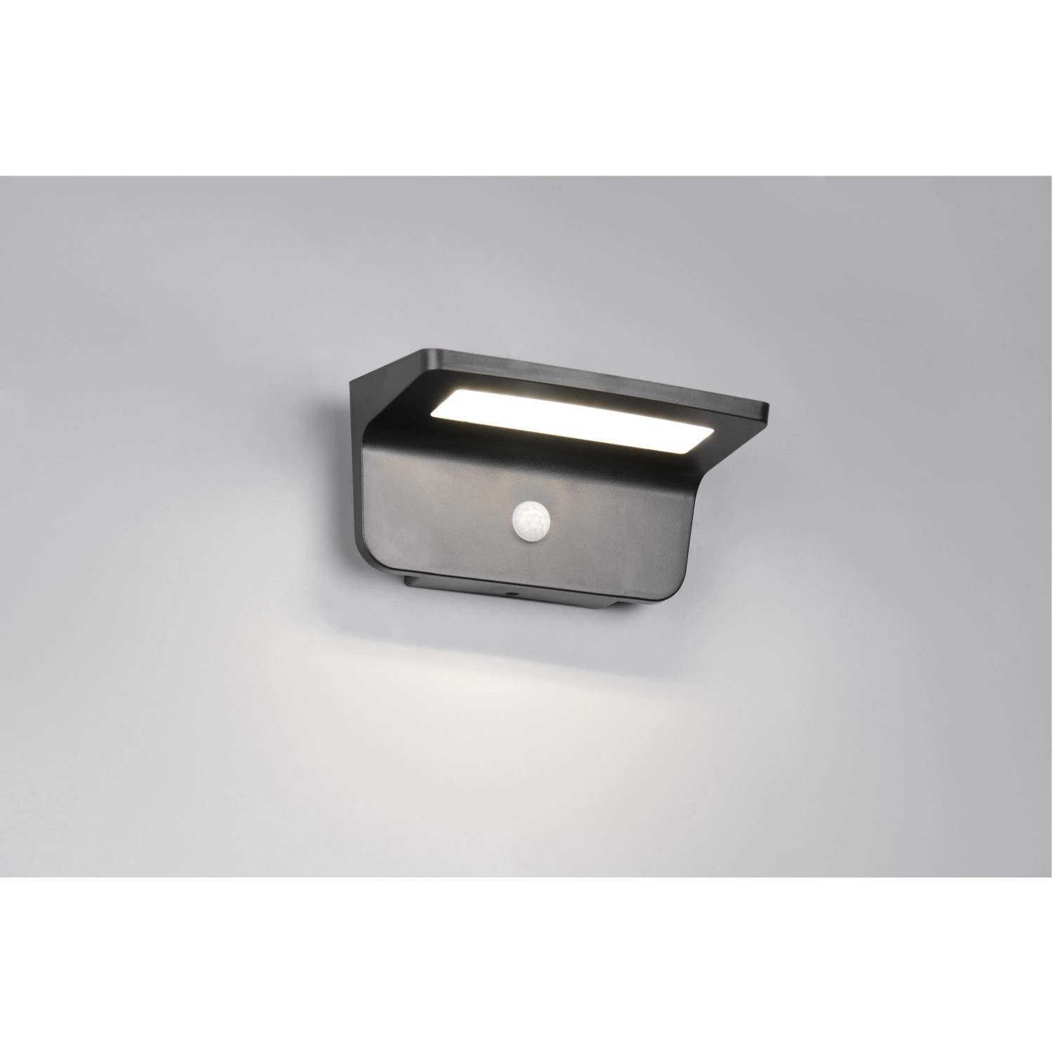 Schwarze, moderne Reality LED Solar-Wandleuchte Atico mit Bewegungsmelder für den Außenbereich.