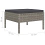 Fußhocker aus grauem Polyrattan mit anthrazitfarbenem Kissen, Teil des vidaXL Garten Lounge Sets.