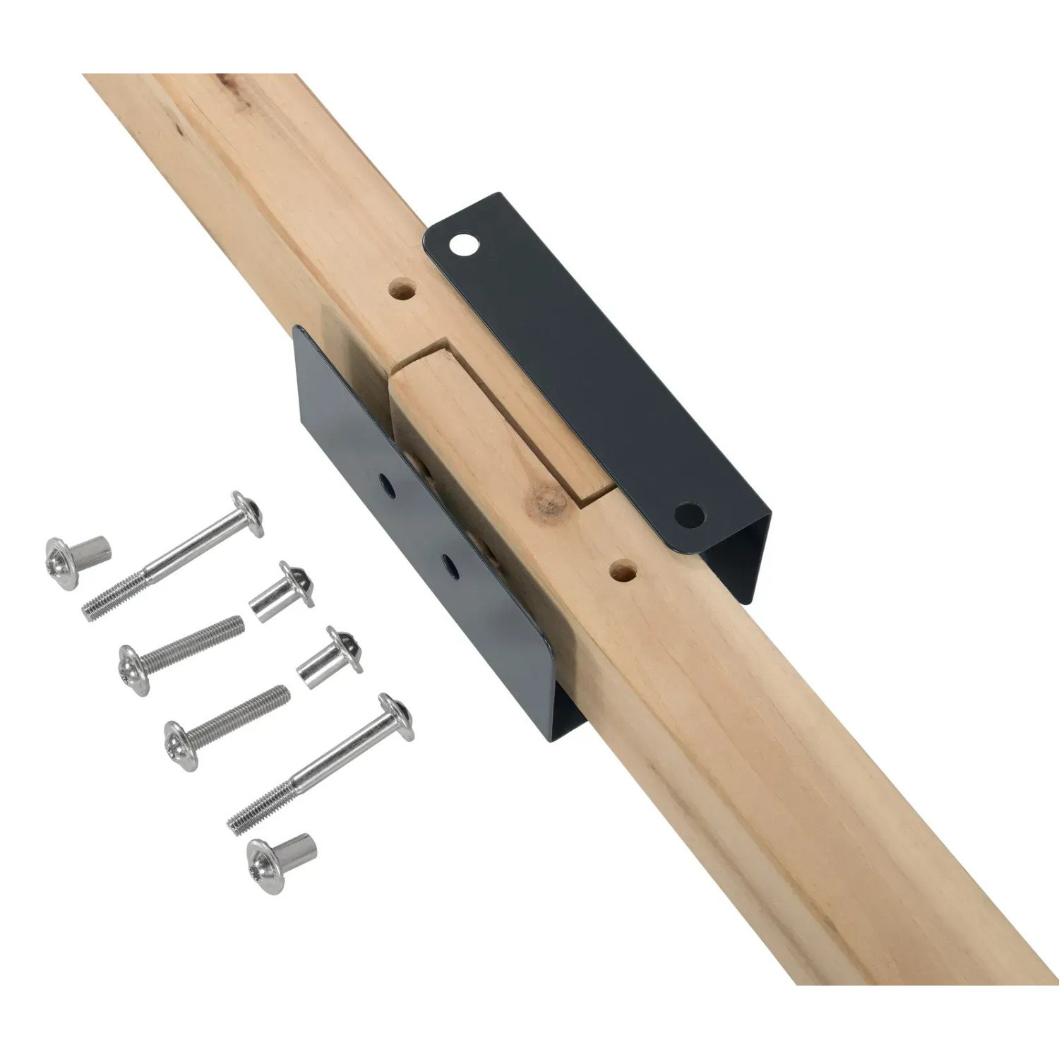Detailaufnahme Schaukel Ollie: Holzverbinder und Schrauben für die Swing King Schaukel.