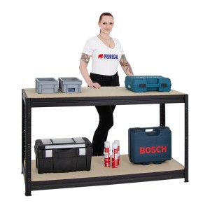 Schwarze PROREGAL Werkbank Dino mit zwei Ebenen, beladen mit Werkzeug und Behältern.