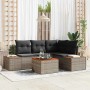Graues 5-teiliges Garten-Sofa-Set aus Poly Rattan mit Kissen und Tisch.