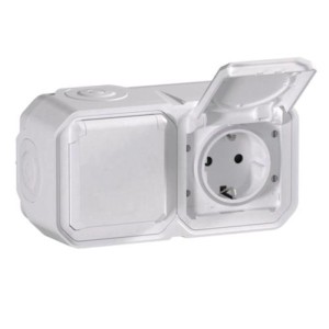Ultraweiße Plexo New 2fach Feuchtraum Steckdose horizontal, IP44, mit Klappdeckel. Robust für Außenbereiche.