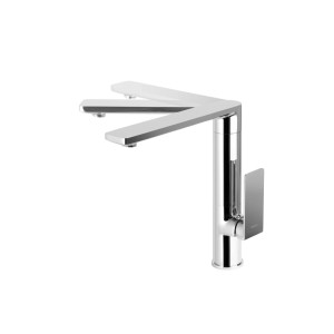 KOLMAN Küchenarmatur TRINO Chrom, Einhebelmischer mit schwenkbarem, eckigem Auslauf. Glänzendes Design für Standmontage.
