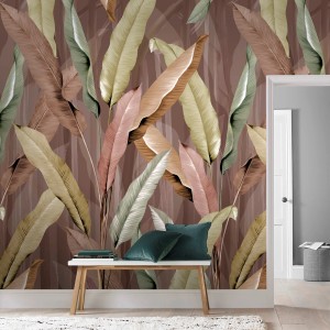 Fototapete Leaves pink (280x200cm) mit tropischen Blättern in Rosa-, Grün- und Brauntönen.