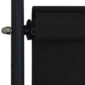 Detailansicht: Anthrazitfarbenes Außenrollo, teilweise aufgerollt, mit Befestigung am Pfosten.