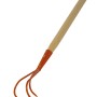 Grubber mit Stiel (140 cm) zur Bodenlockerung im Garten und Beet. Stahlzinken, Holzstiel.