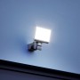 Steinel LED-Außenwandleuchte XLED Home 2 S Graphit mit Bewegungsmelder, leuchtet hell.