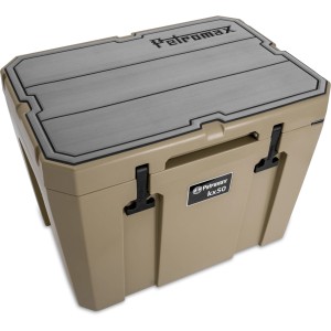 Petromax Haftauflage Grau für Kühlbox 50L mit Linienstruktur für mehr Grip und Schutz.