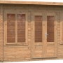 Hellbraunes Palmako Lisa Holz-Gartenhaus mit Pultdach, 400x300 cm. Gartenhaus aus Holz mit Fenster und Doppeltür.