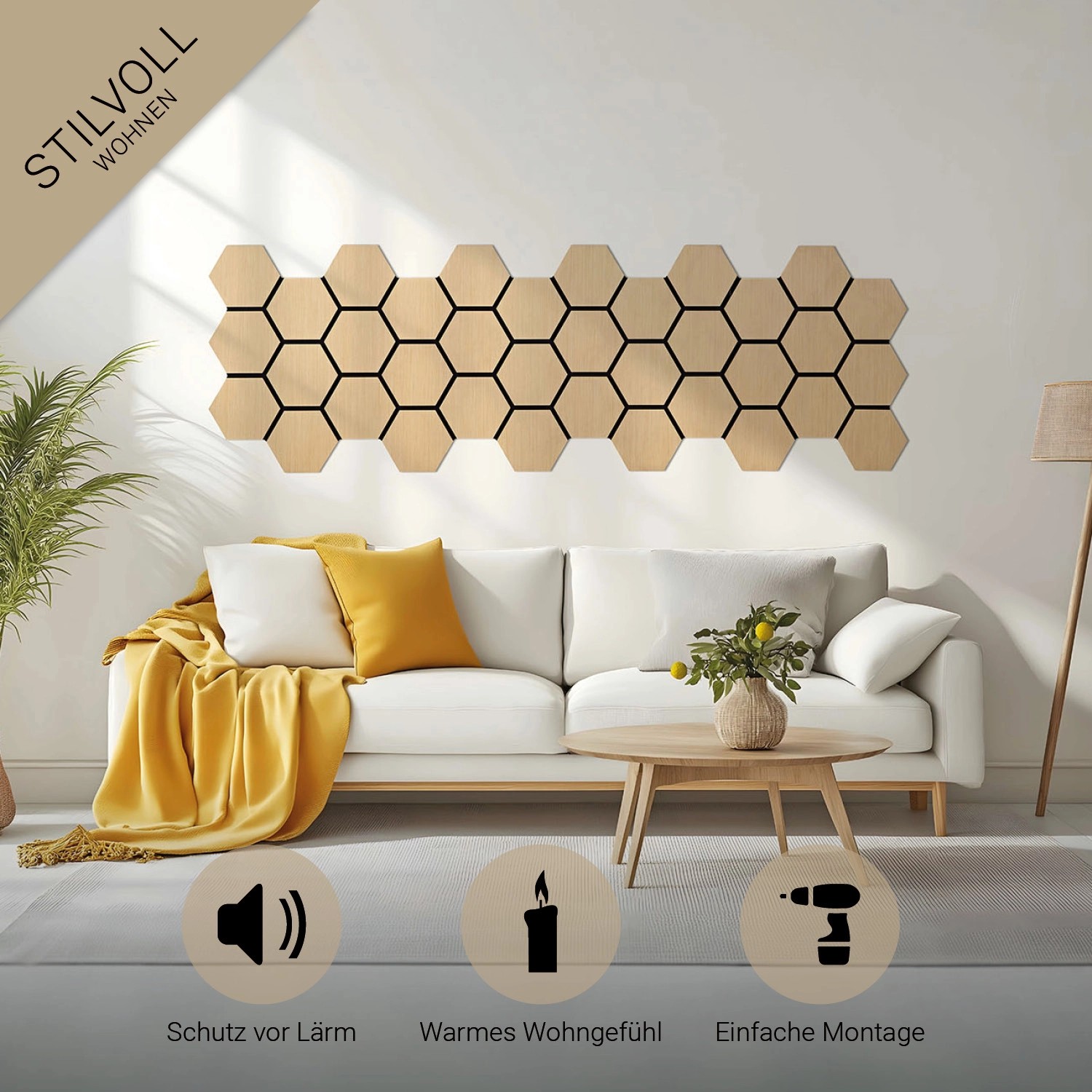 Homestyle4u Akustikpaneele: 8 Holz Hexagon Wandpaneele in Natur an der Wand über einem Sofa.