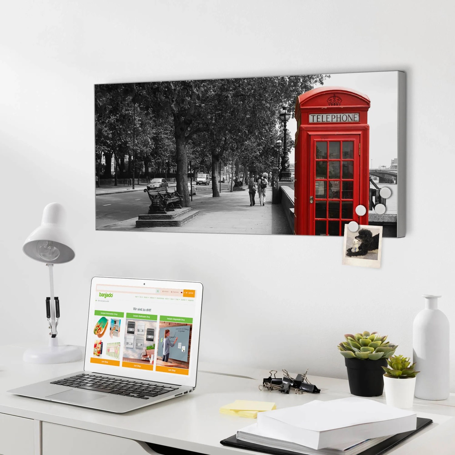Banjado Magnettafel mit London Motiv, rote Telefonzelle, 78x37cm. Wanddekoration für Büro und Zuhause.