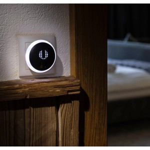 Windhager Mückenabwehr mit Nachtlicht Classic, Ultraschall-Mückenschutz für die Steckdose.
