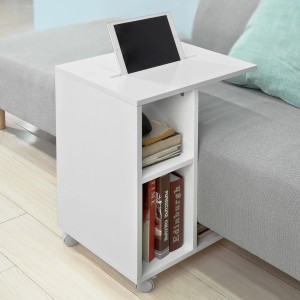 Weißer, rollbarer SoBuy Beistelltisch FBT48-W mit iPad-Schlitz neben Sofa. Nachttisch mit Stauraum.