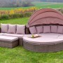 Merxx Riva-Insel mit Erweiterung: Lounge-Gartenmöbel mit Dach, Bank, Tisch und Auflagen.