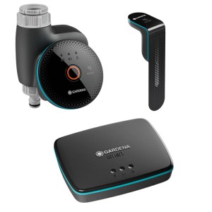 Gardena Smart Sensor Control Set: Bewässerungscomputer mit Sensor und Gateway für smarte Gartenbewässerung.