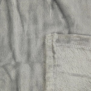 Bestlivings Kuscheldecke Celina, grau, 220x240cm. Weiche Wohndecke/Sofaüberwurf.