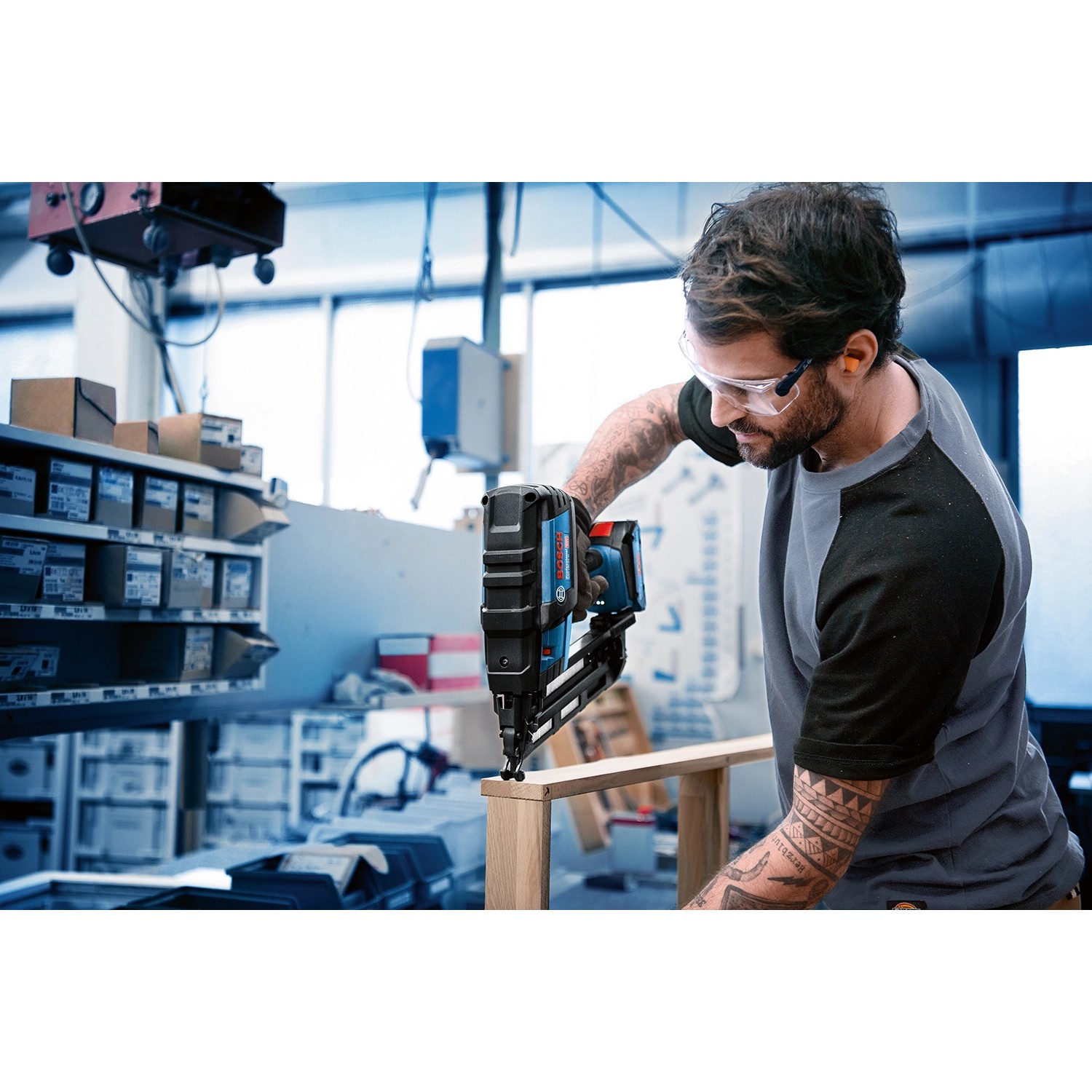 Bosch Professional GNH 18V-35 Akku-Holznagler - Bürstenlos, Mit L-BOXX 136