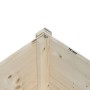 Detailansicht: Ecke des Palmako Toby Spielhauses aus unbehandeltem Fichtenholz mit Maßangaben.