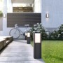 Philips Hue Turaco LED-Sockelleuchte, anthrazit, im Garten aufgestellt.