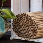 CULT at home Nisthülsen aus Karton, Ø 8 mm, für Insektenhotels. Bietet Wildbienen Nistplätze.