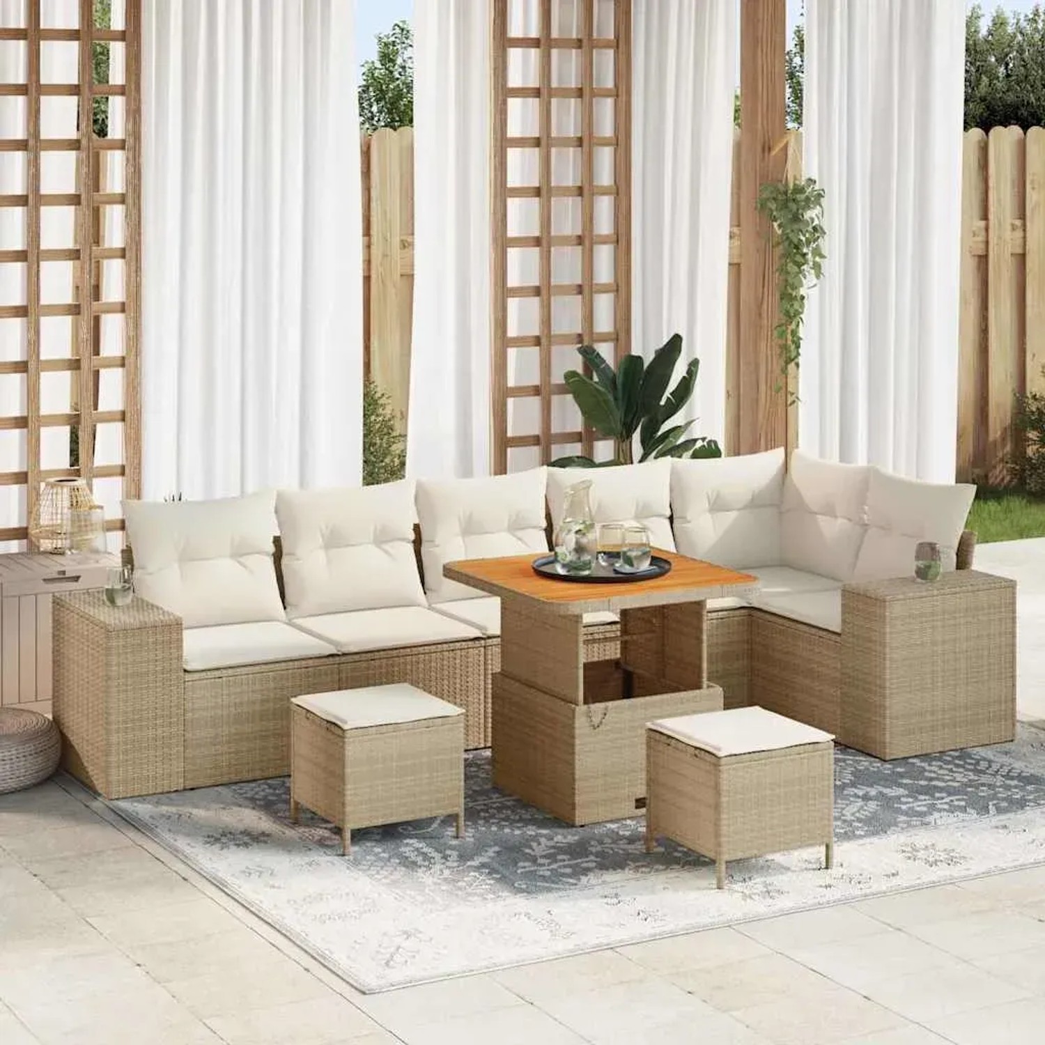 Beiges 9-teiliges Garten-Sofa-Set aus Poly Rattan mit Tisch und Hockern für den Außenbereich.