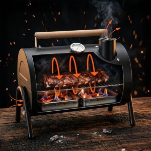 Schwarzer Relaxdays Campinggrill aus Stahl mit Holzgriff, Deckel, Thermometer. Fleisch gart über glühender Kohle.