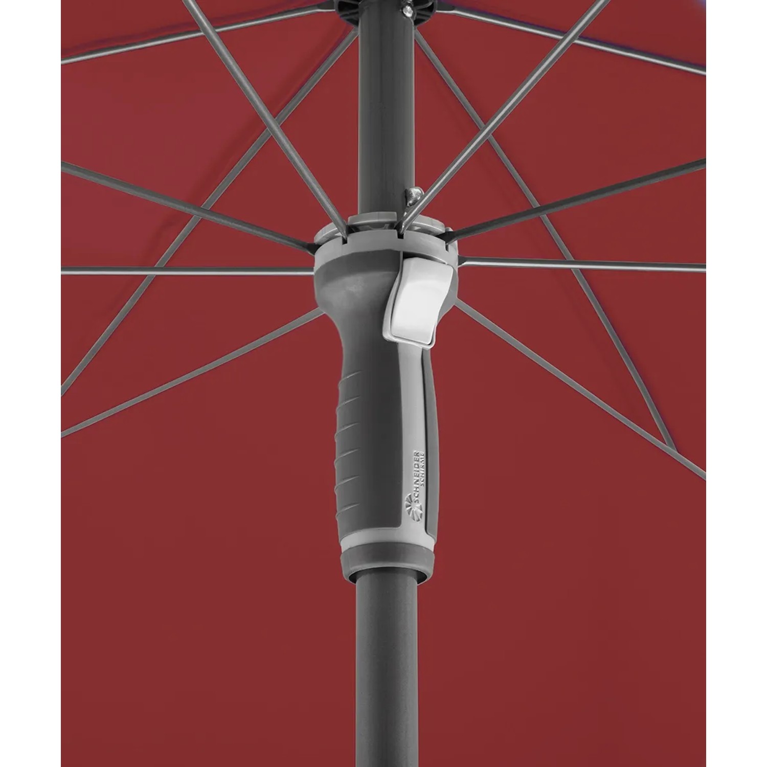 Detailaufnahme: Dunkelroter Schneider Balkonschirm Aquila mit Push-Up Mechanik.