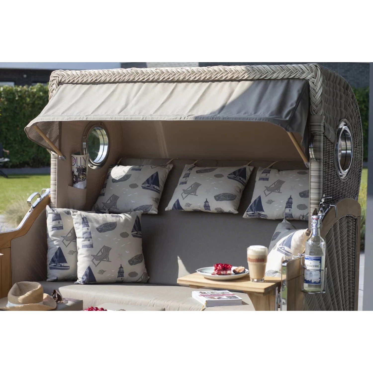 GarWoh Strandkorb Westerland XXL Teak mit Bullauge und Dessin 518. Gemütlicher 3-Sitzer für Garten oder Terrasse.