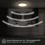 Schwarze Brilo Deckenleuchte Chet mit Bewegungsmelder im Badezimmer.