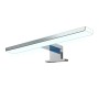 Moderne Aurinko LED Badleuchte/Spiegelleuchte in Chrom, 30cm, für neutralweißes Licht im Badezimmer.