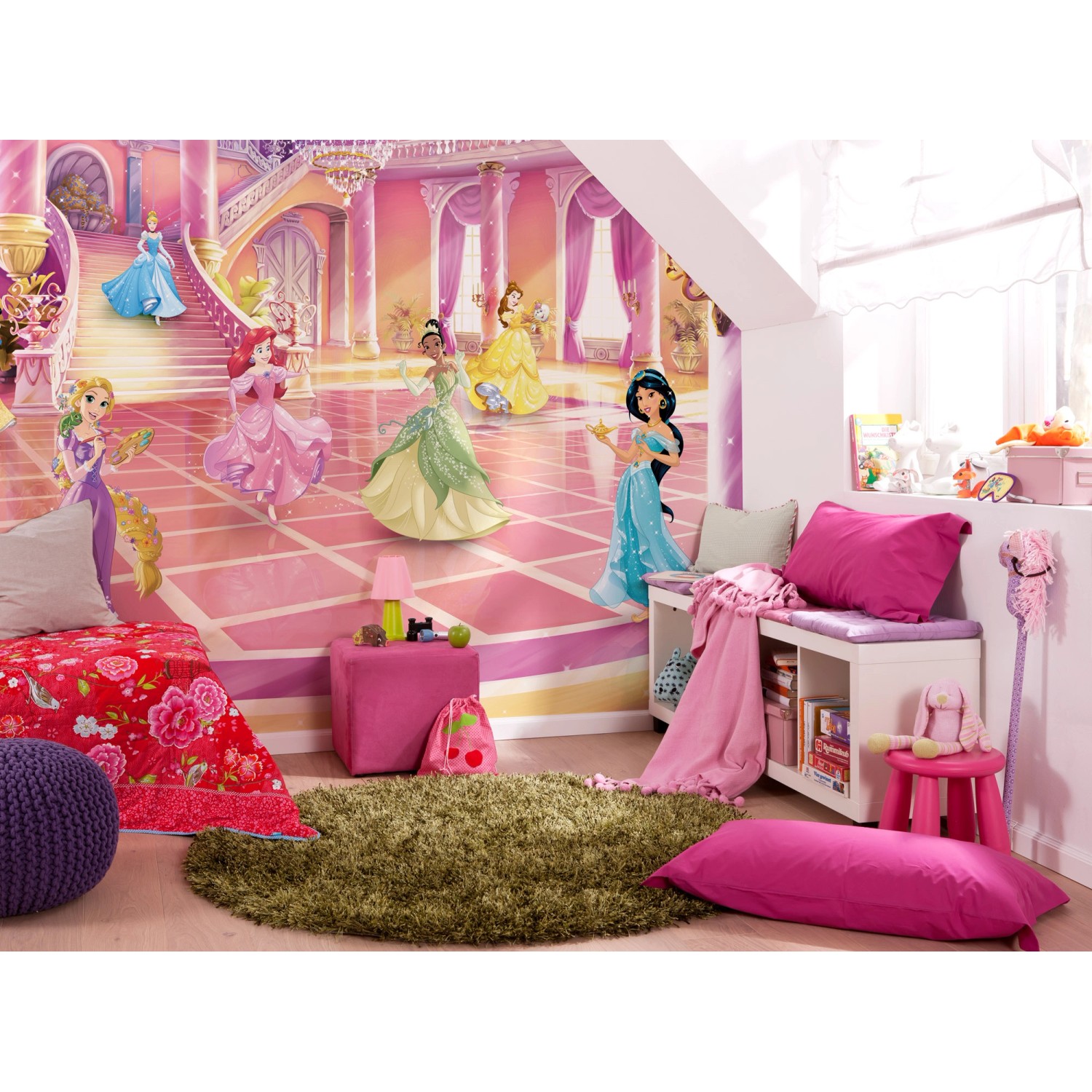 Kinderzimmer mit Komar Fototapete Princess Glitzerparty mit Disney Prinzessinnen.