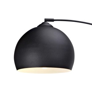 Detailaufnahme: Schwarze Teamson Home Bogenlampe mit Marmorsockel, Deckenfluter.