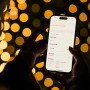 Smartphone mit Smart+ App zur Steuerung der Osram Smart+ WiFi Steckdose.